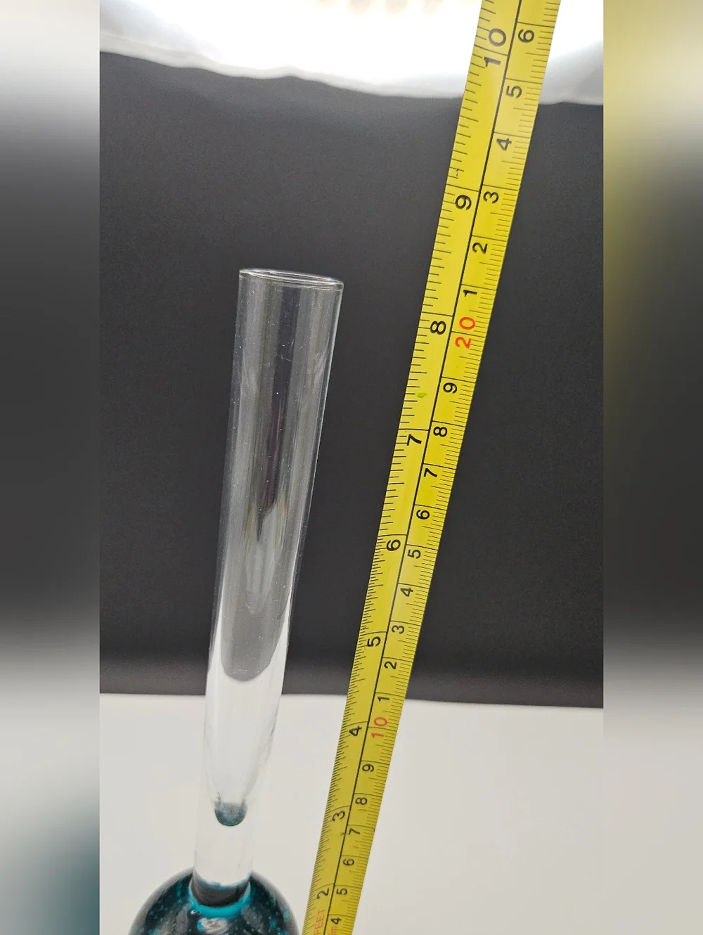 Vintage Bullicante (controlled bubble) Art Glass Bud Vase